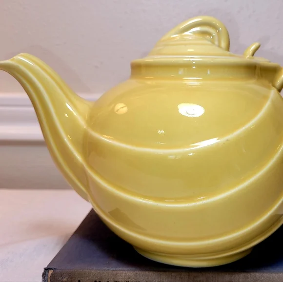 Vintage 40's Hall parade pattern canary yellow art deco teapot with hook lid
